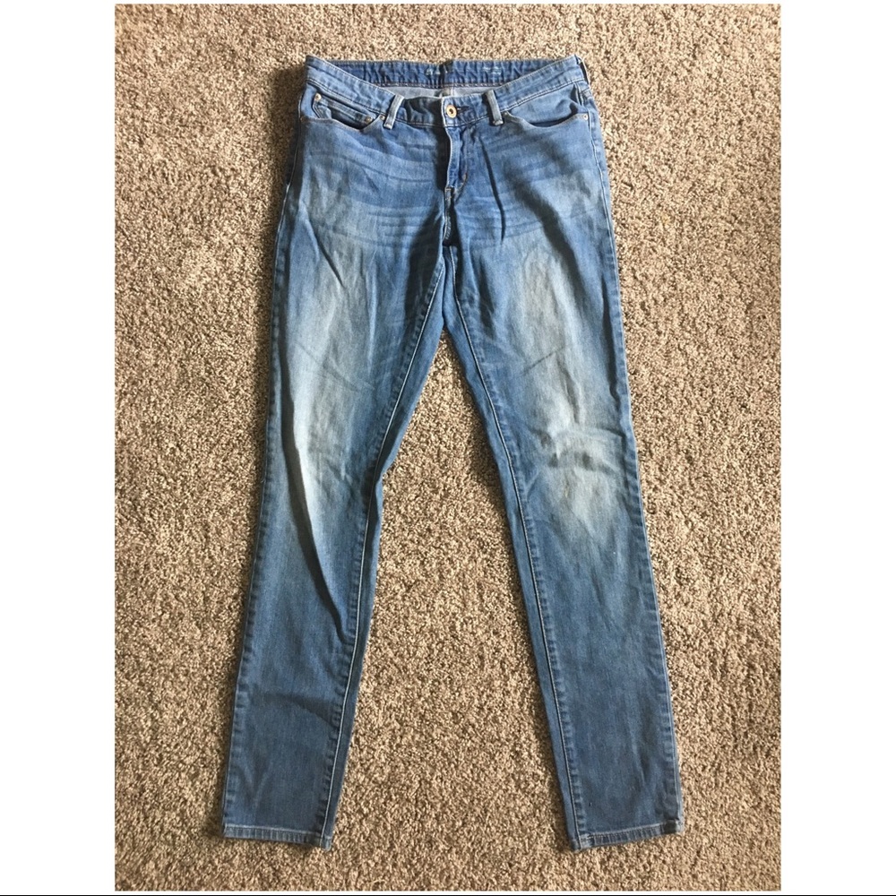 Levi's - Size 29 Demi Curve, Mid-rise Skinny