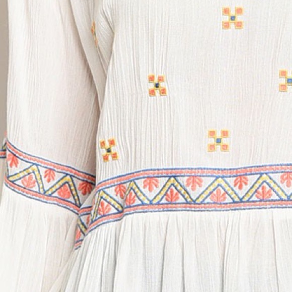 🌿LAST ONE🌿White Boho Tribal Tunic Blouse - Picture 3 of 4