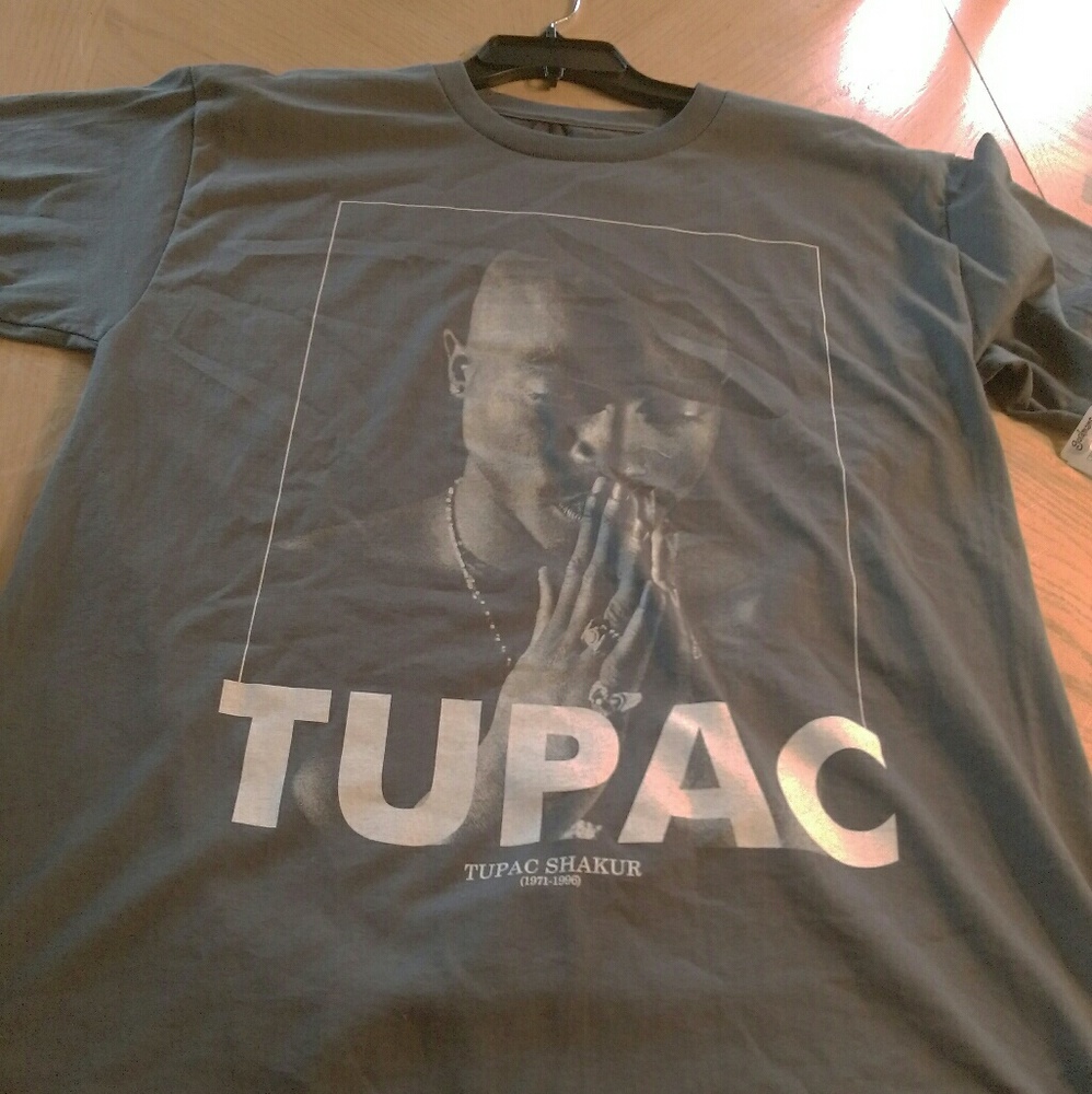 Mens Tshirt