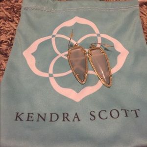 Kendra Scott Skylar Slate Grey Arrowhead Earrings