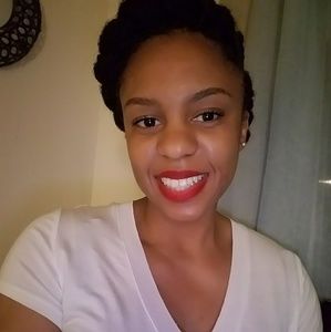 Meet your Posher, Tonya