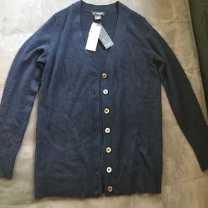 100% Bloomingdales cashmere cardigan