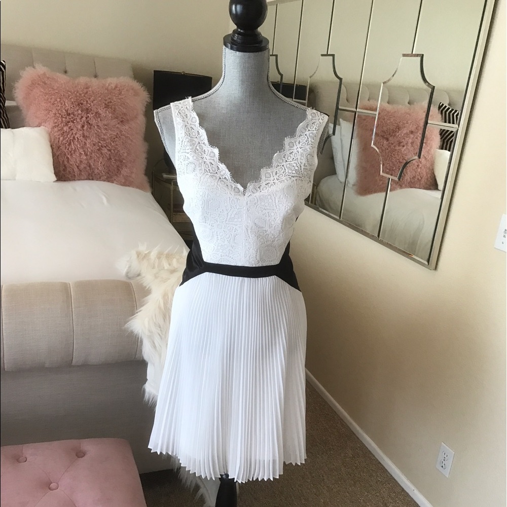Size 6 MaxandCleo Black and White Dress