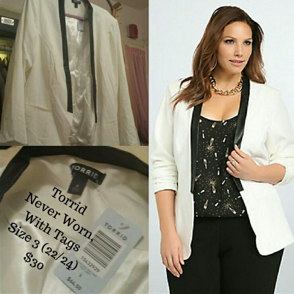 NWT Torrid White Blazer w black trim Sz 3 (22/24)
