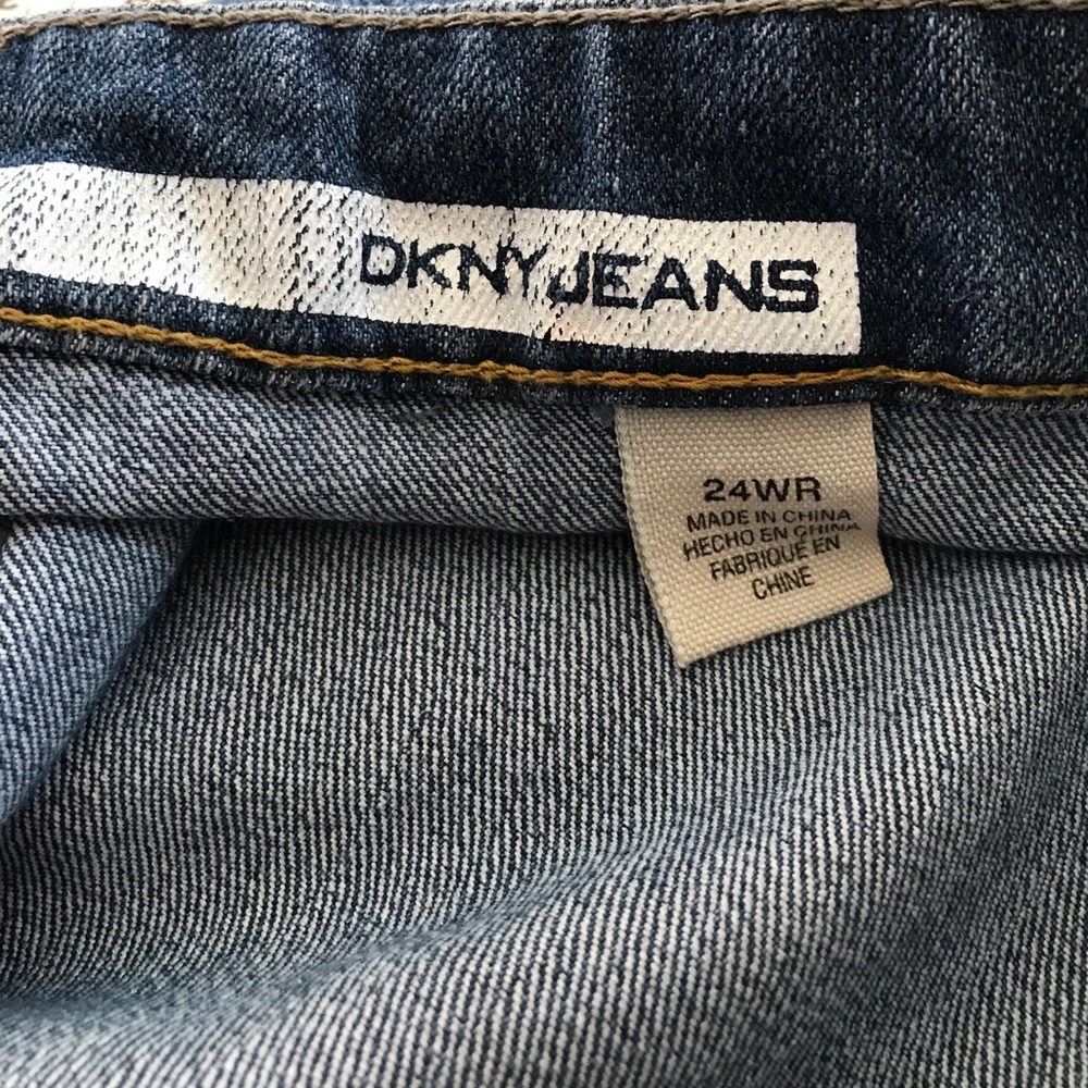 DKNY Jeans NWT 'Spring Street Jeans' - Picture 5 of 8