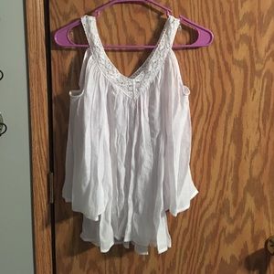 Open shoulder top