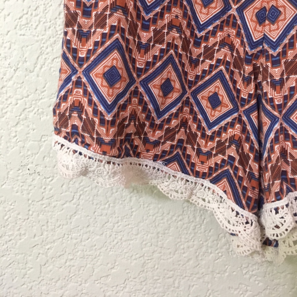 FOREVER 21 ROMPER - Picture 3 of 4