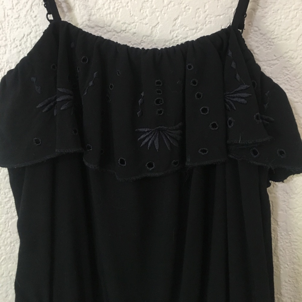 FOREVER 21 BLACK ROMPER