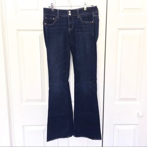 American Eagle Chic & Comfy Jeans Size 8L