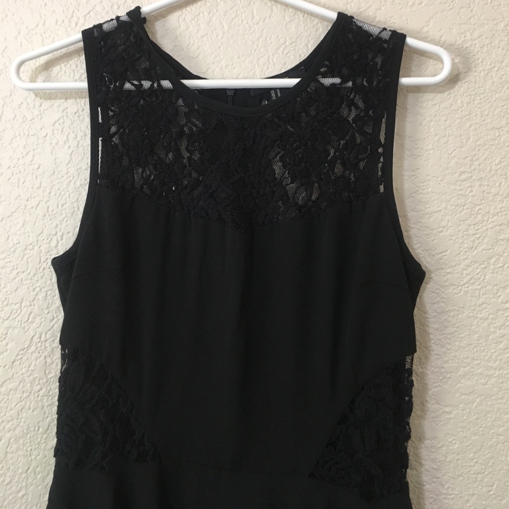 FOREVER 21 BLACK LACE DRESS