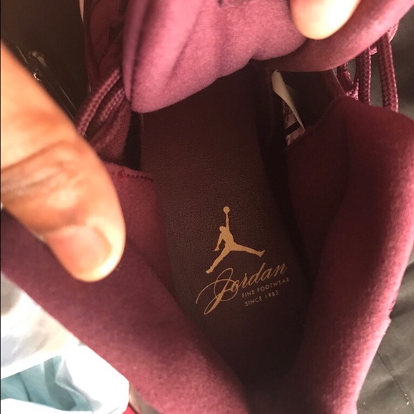 Red velvet 11s Jordan