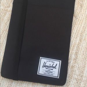 Herschel Tech Sleeve