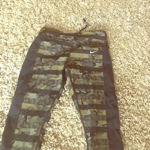 Nike camo pants