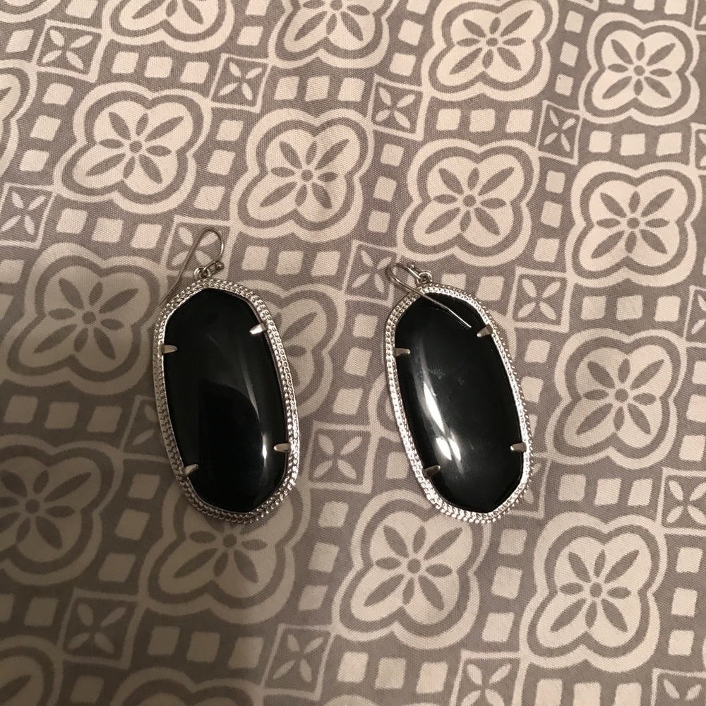 kendra scott danielle earring