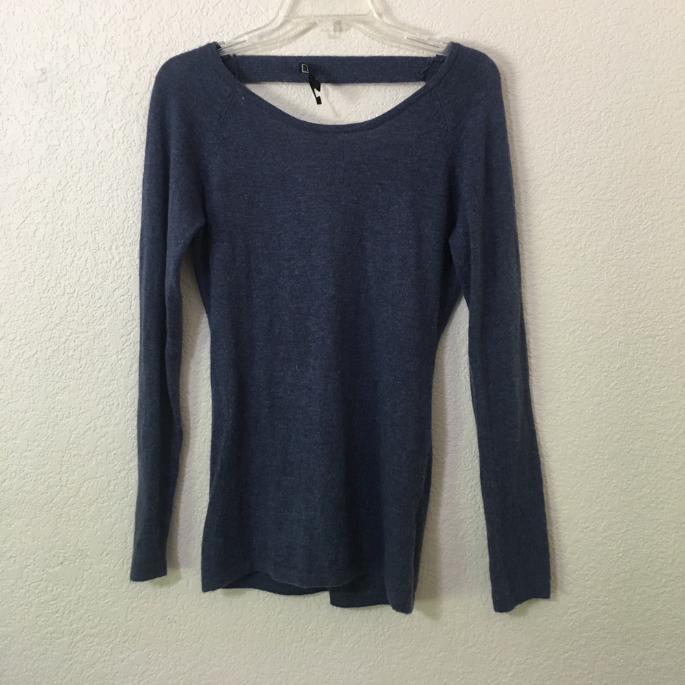LOVE STITCH CASHMERE SWEATER