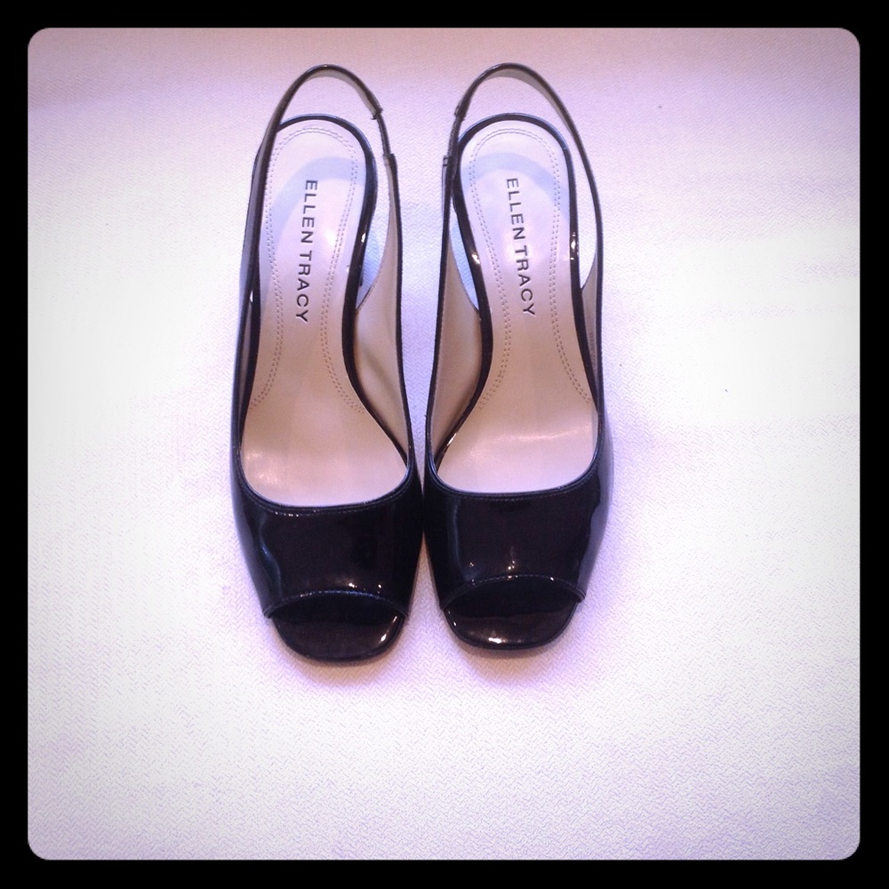 Ellen Tracy Black Patent Heels