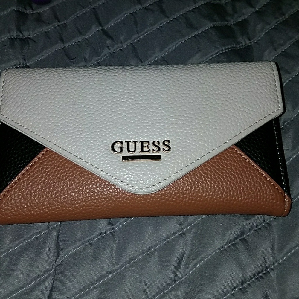 Guess wallet