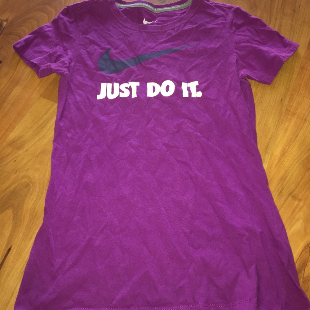Kids nike shirt