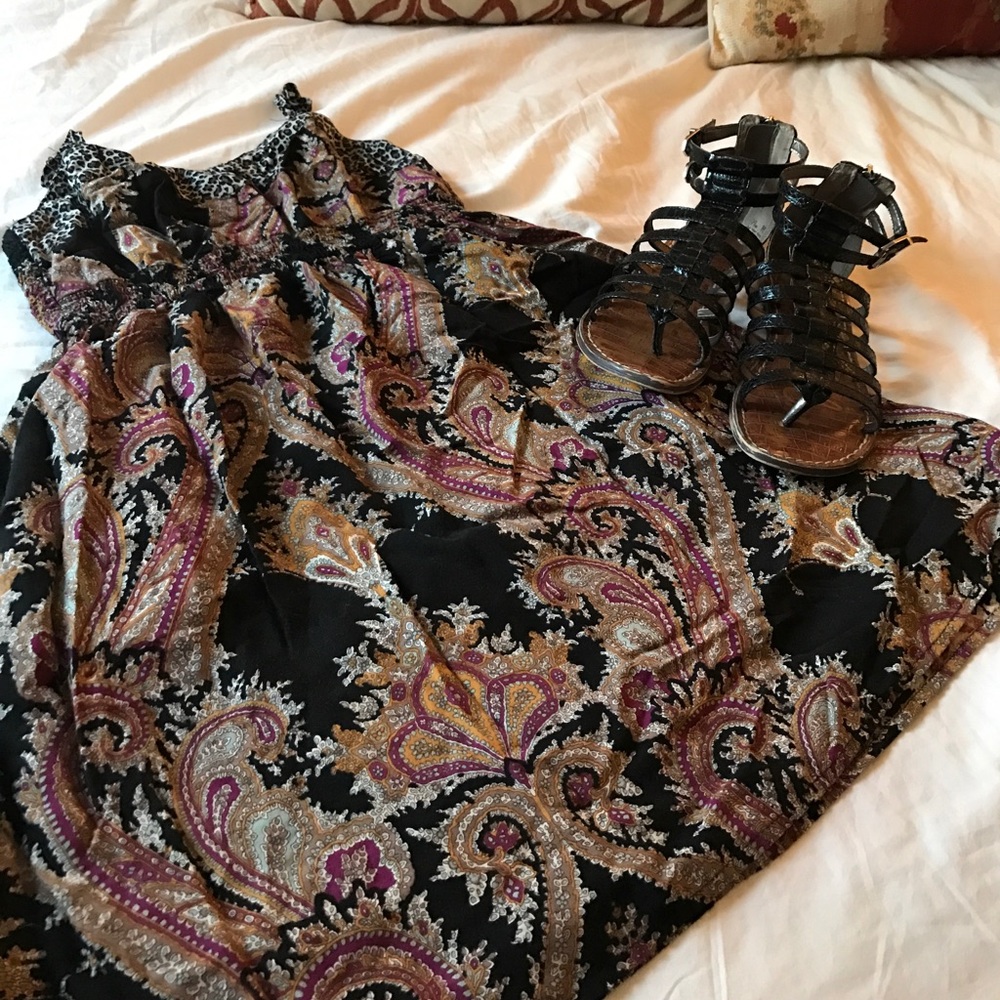 Sundress - Picture 2 of 3