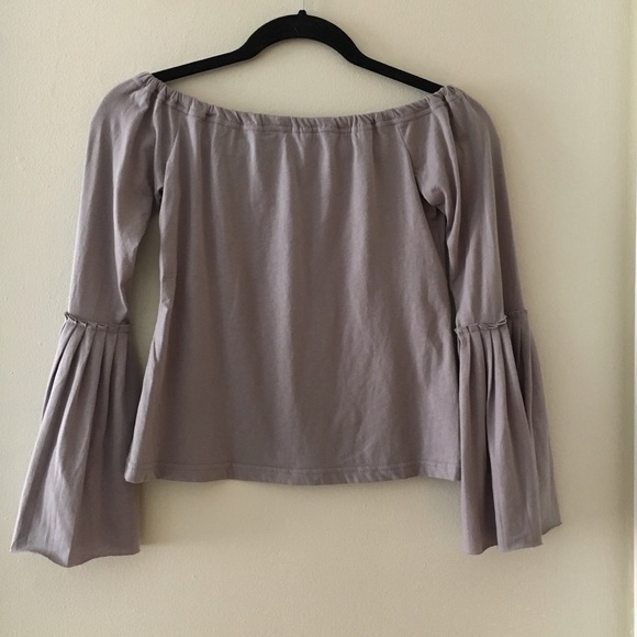 🆕Aimee Gray Off The Shoulder Bell Sleeve - Picture 5 of 5