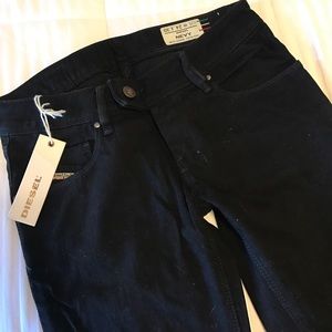 NEW BLACK DIESEL JEANS