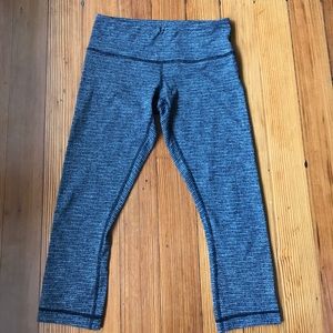Cropped lululemon wunderunder pants