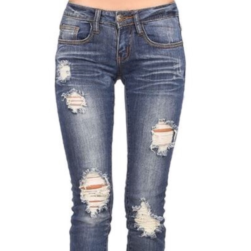 Distressed jeans - Picture 3 of 7