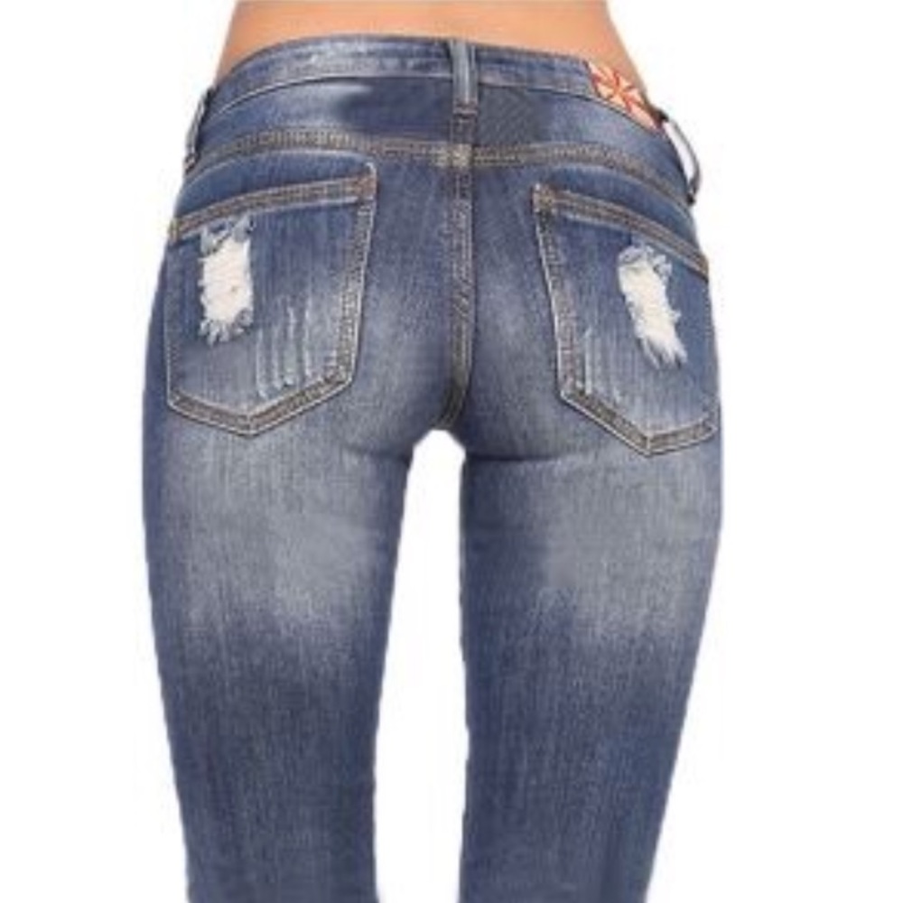 Distressed jeans - Picture 4 of 7