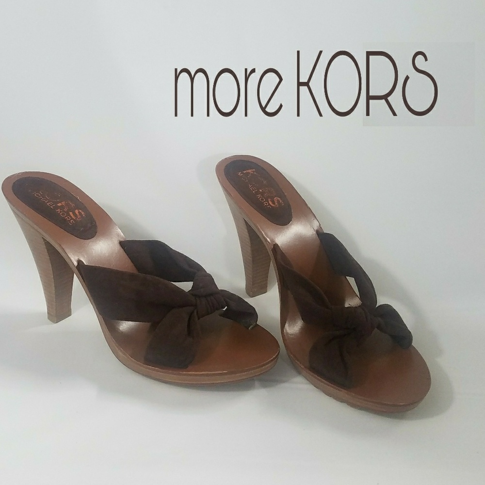 NWOT! HP❤ Michael Kors Heels
