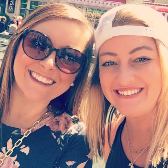 Meet your Posher, Gabby - Picture 4 of 4