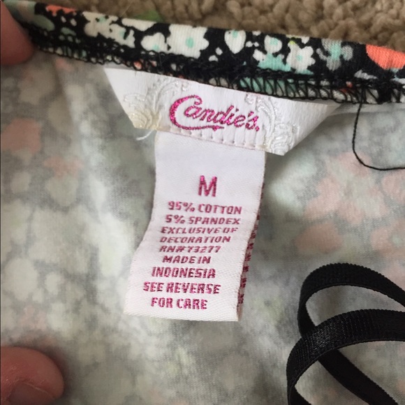 Flower tank top - Picture 2 of 2