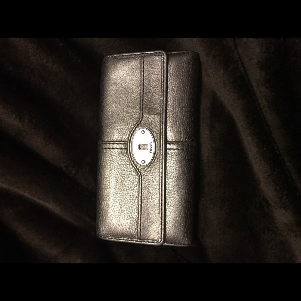 Silver wallet
