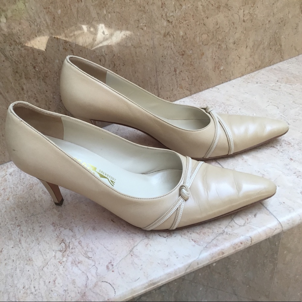 Ferragamo Narrer Calfskin pump