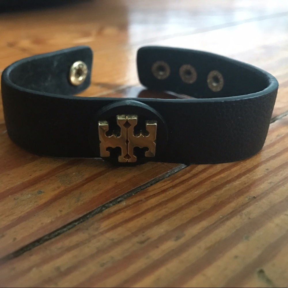 Tory butch bracelet