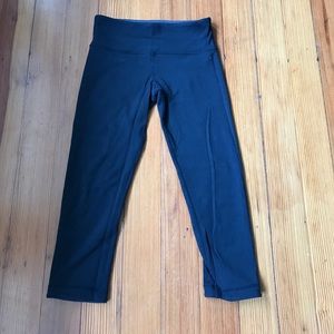 Lululemon reversible cropped pants