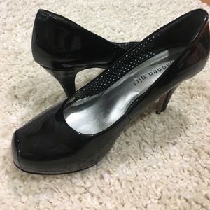 Madden Girl Patten leather pumps