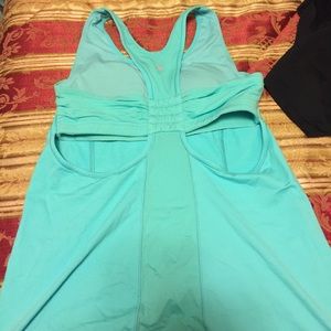 Lululemon tank top for workout