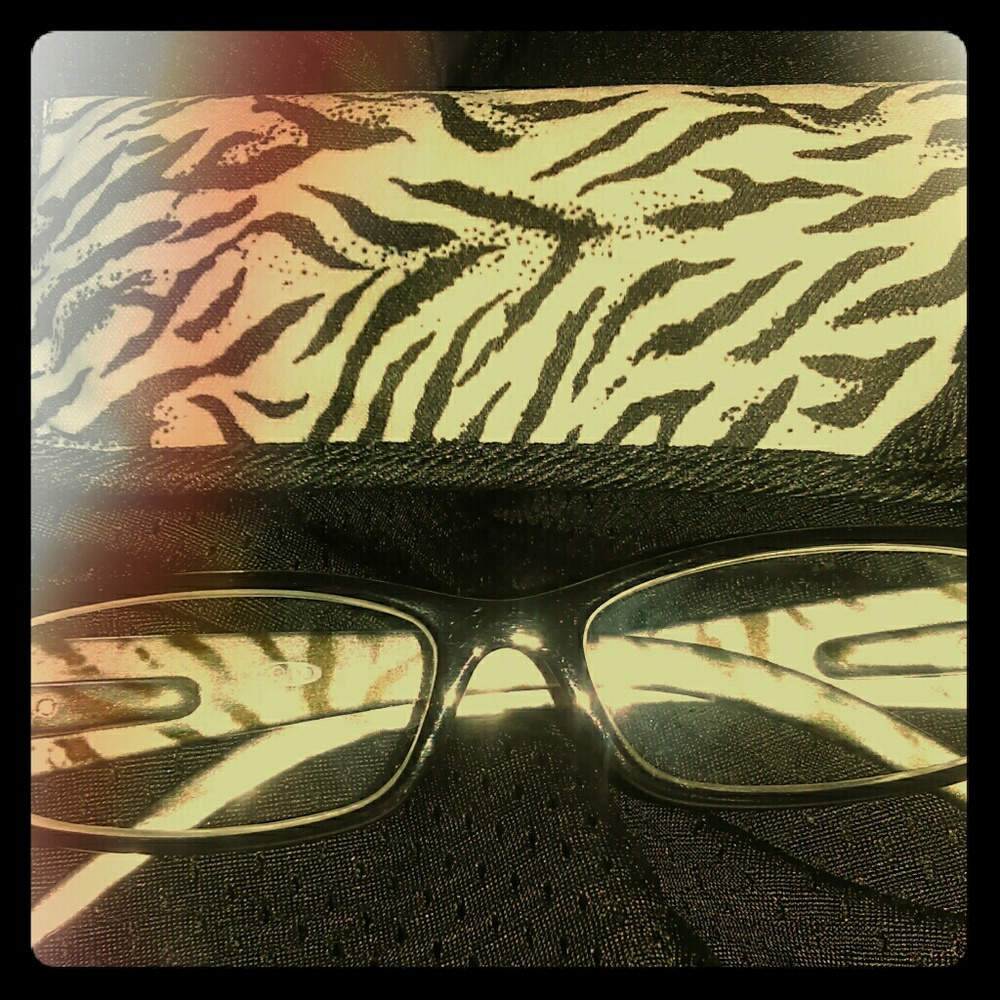 New stylish reading glasses