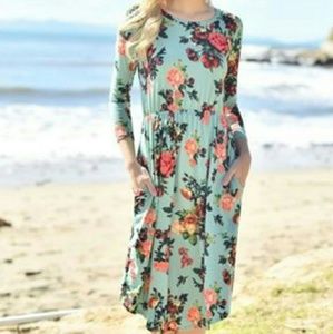 Floral Midi Dress - Mint Colored - Small NWT