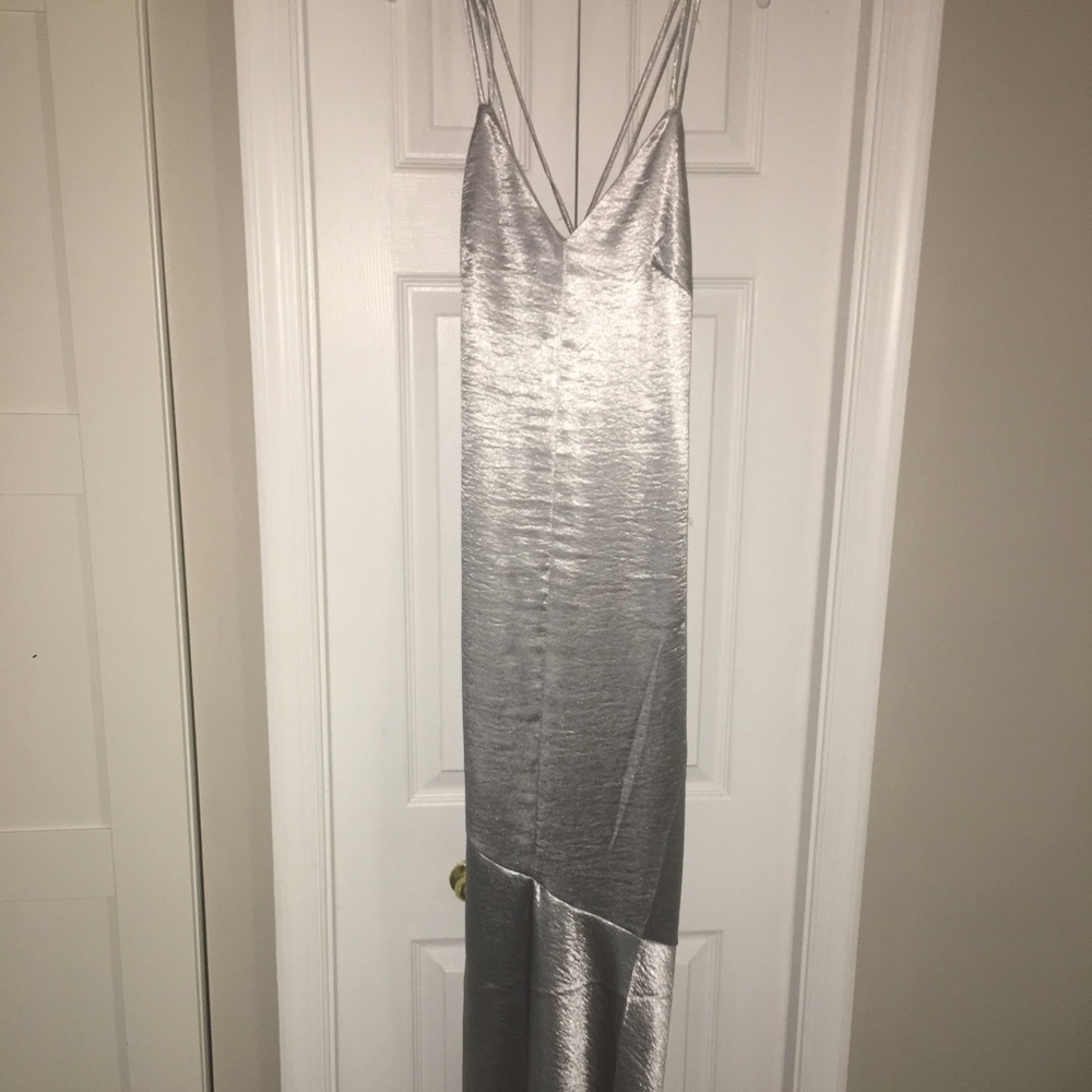 Full length metallic dress 🍾🔥