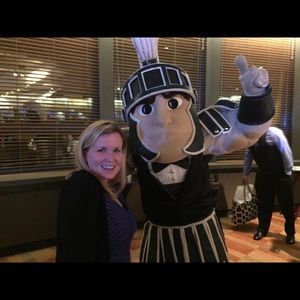 Meet your Posher, Christina