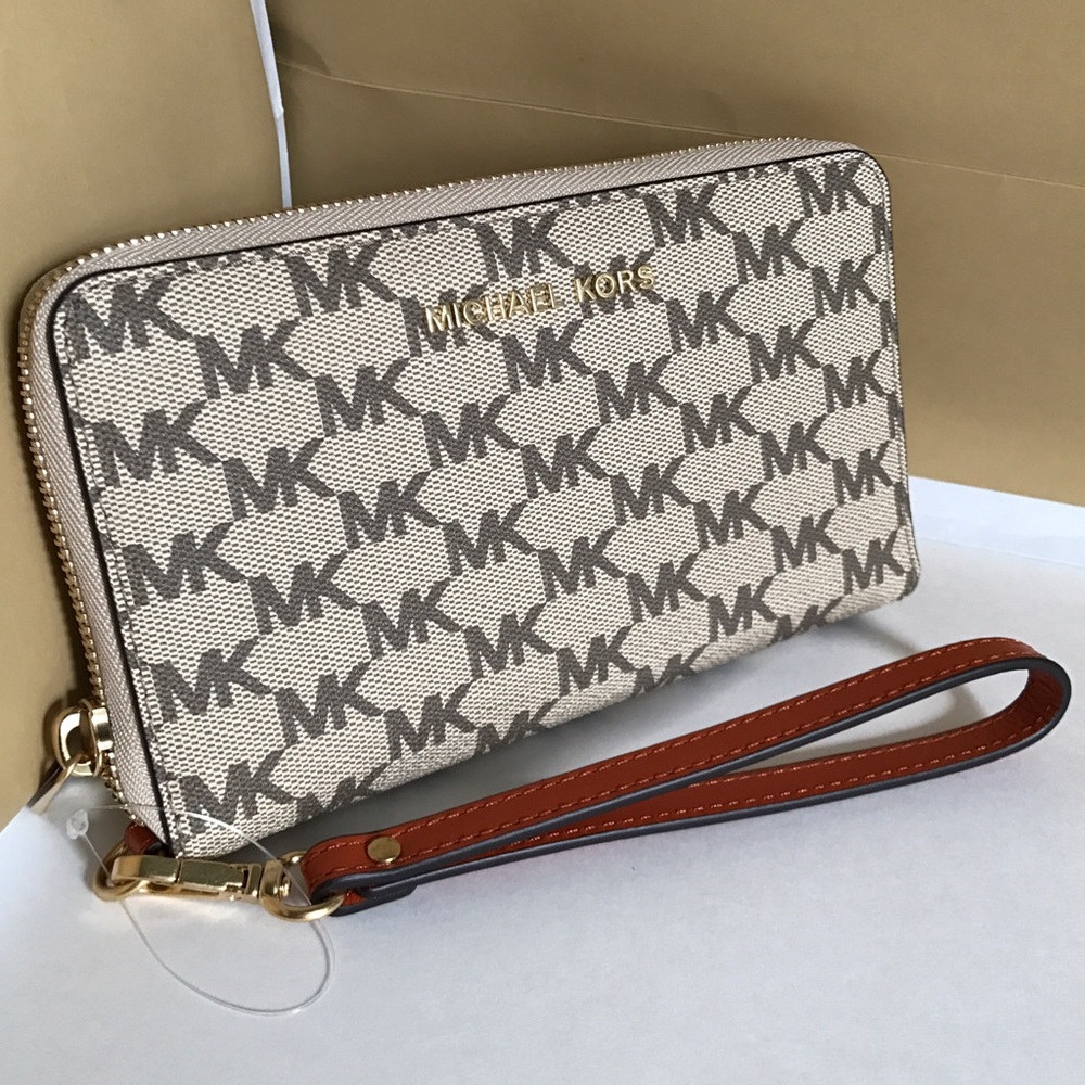 👑Michael Kors Wallet👑