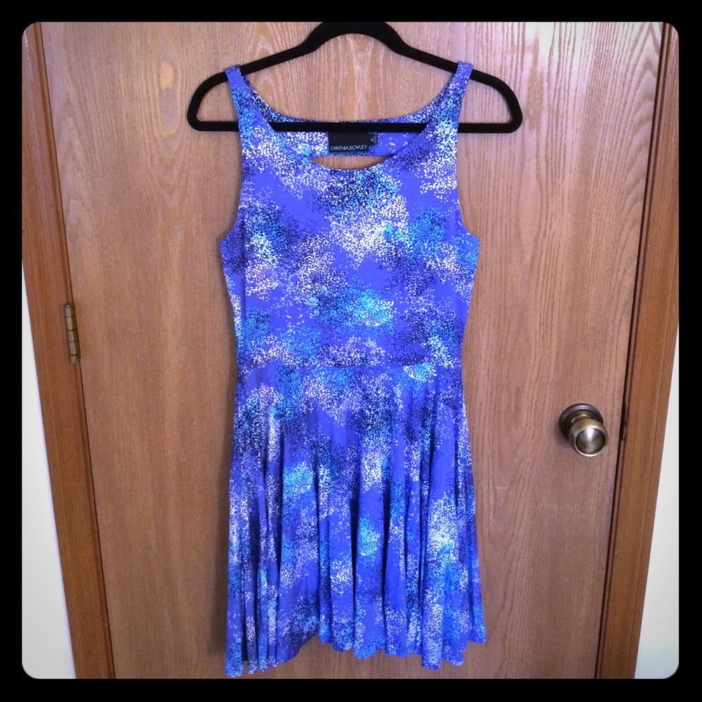 Beautiful Cynthia Rowley dress!