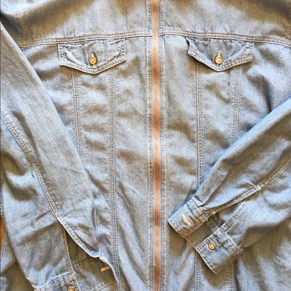 Dockers denim shirt - Picture 2 of 3