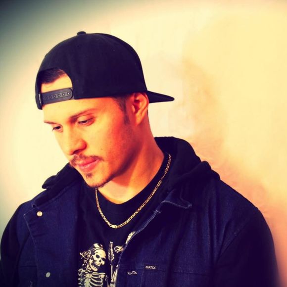 Meet your Posher, Cristian - Picture 1 of 1