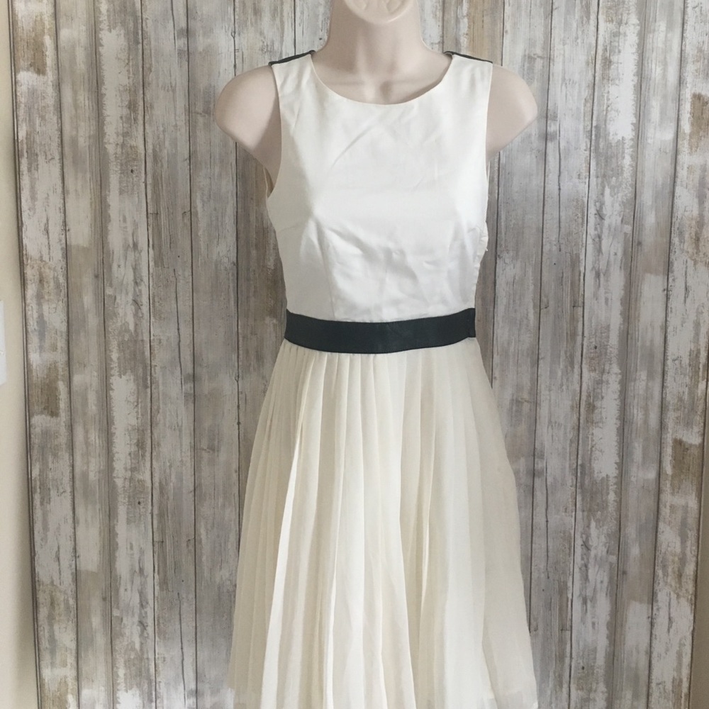 H&M Cream Chiffon Swing Dress