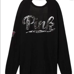 Black long sleeve VS Pink top