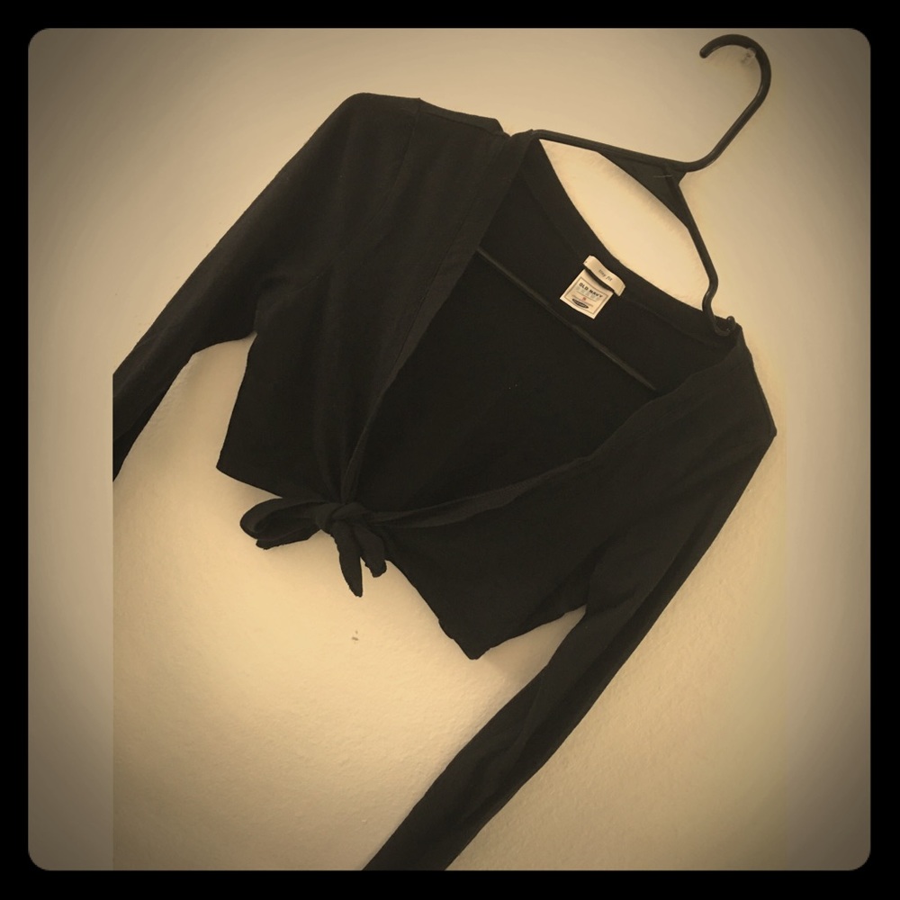Black Cropped Cardi