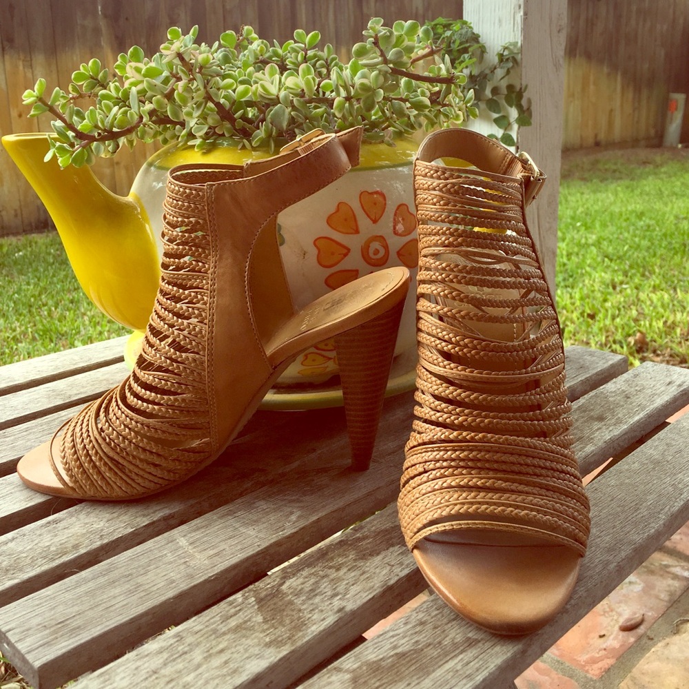 Vince Camuto strappy sandal