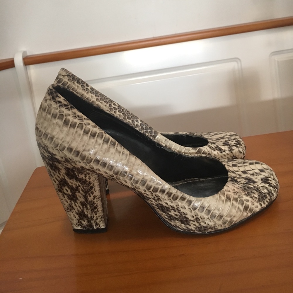 *SALE* Vince Camuto Snake Skin Pumps - Chunky Heel